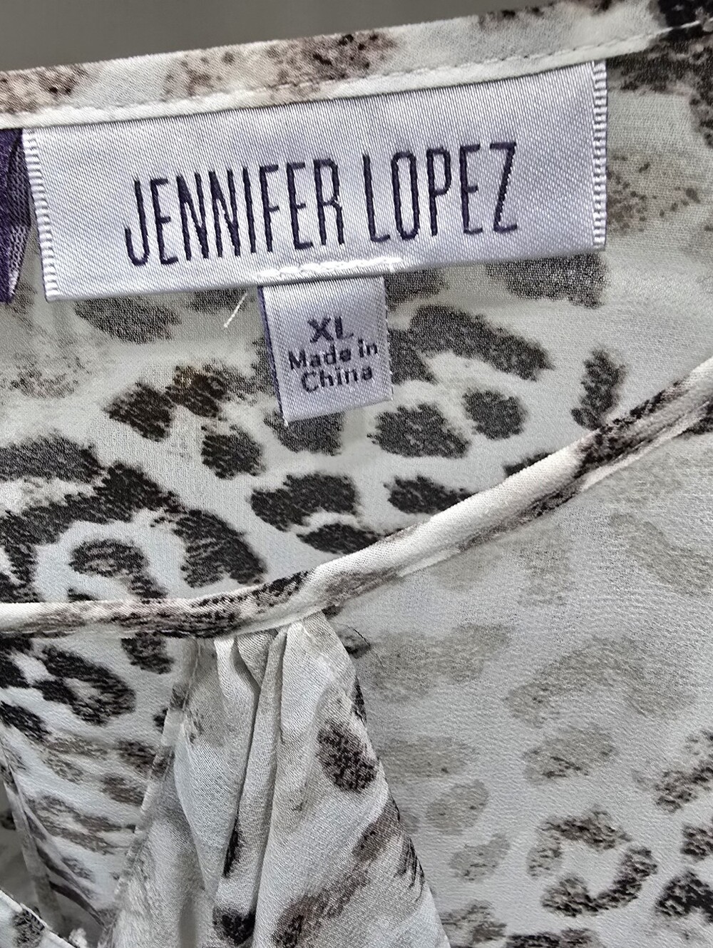 Jennifer Lopez Leopard Print Sheer Ruffle Blouse Mob Wife Y2K XL - Picture 6 of 12